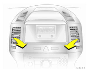 Opel Zafira. Bouches d'aération avec molette