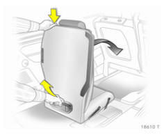 Opel Zafira. Rabattre les sièges